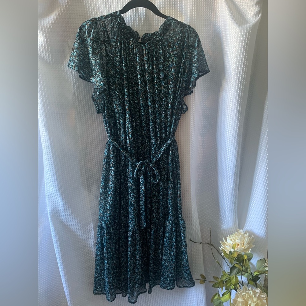 NWOT AVA & VIV  Tiered and Belted Lined Dress